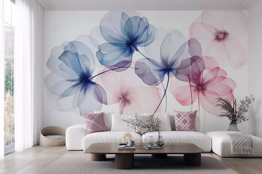Fotobehang Doorschijnende, gestructureerde blauwe en roze bloemen op een lichte achtergrond, met elkaar overlappende delicate bloemblaadjes w09892