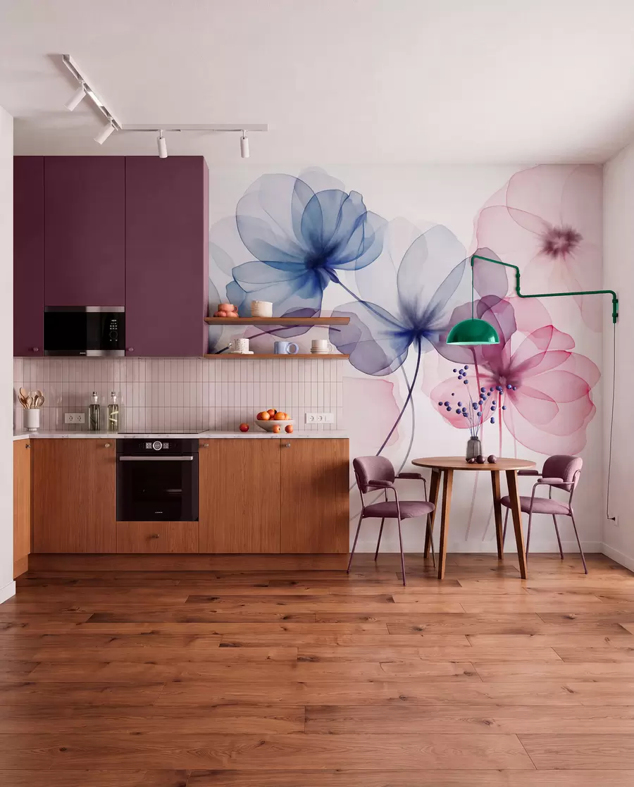 Fotobehang Doorschijnende, gestructureerde blauwe en roze bloemen op een lichte achtergrond, met elkaar overlappende delicate bloemblaadjes w09892