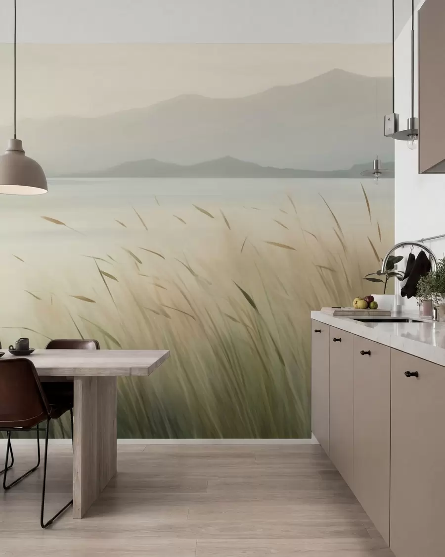 Fotobehang Gras aan het meer met de bergen op de achtergrond w05668