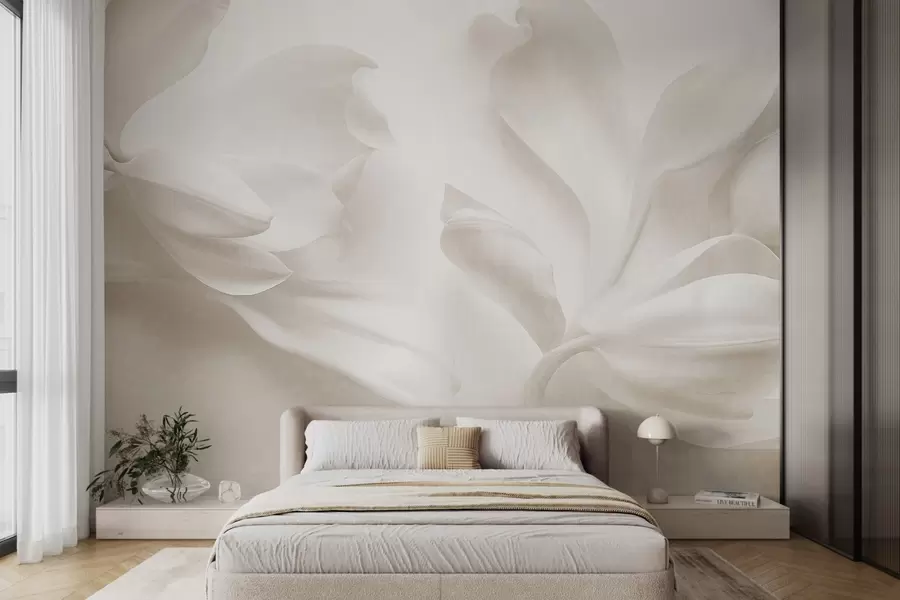Fotobehang Witte magnoliabloemen met een gestructureerd oppervlak en delicate bloemblaadjes, tegen een vage, lichte achtergrond w09771