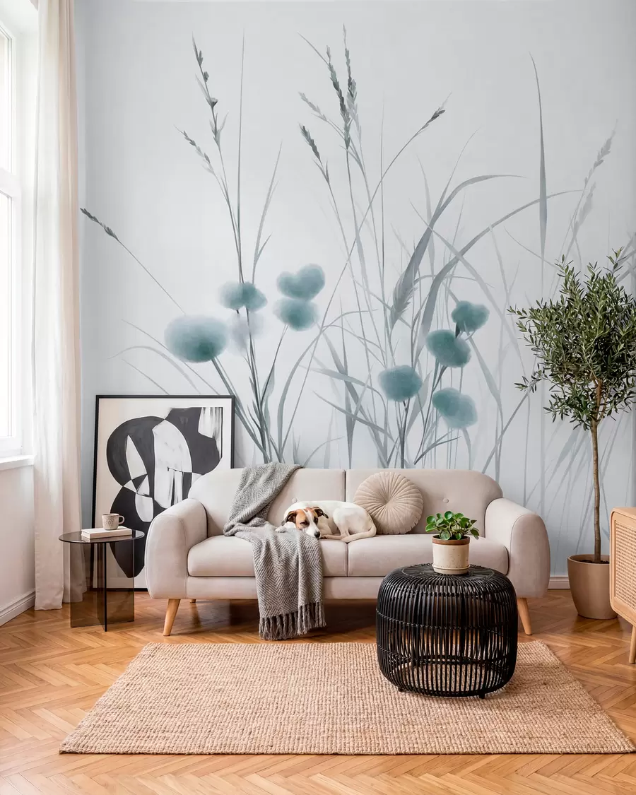 Fotobehang Hoog gras en kleine blauwe wilde bloemen tegen een lichte achtergrond, in een boho-stijl met veel textuur w09902v1