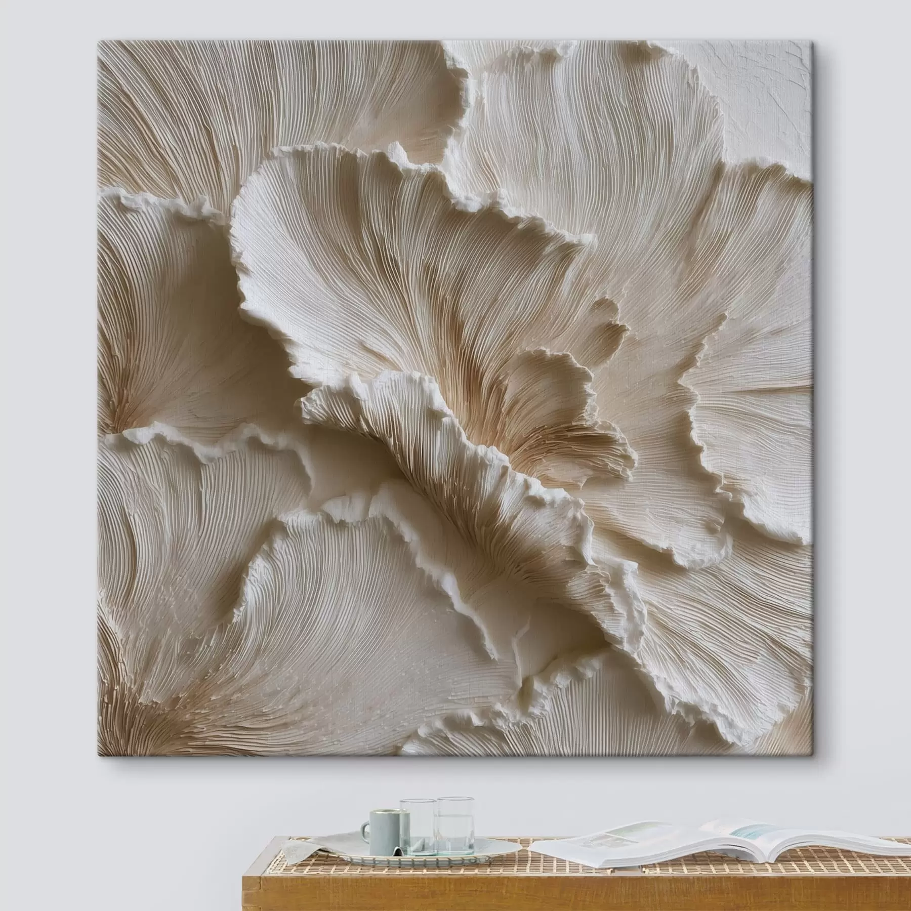  Schilderijen Ruimtelijk ontwerp met bloemblaadjes met textuur in witte en crèmekleurige tinten s49706
