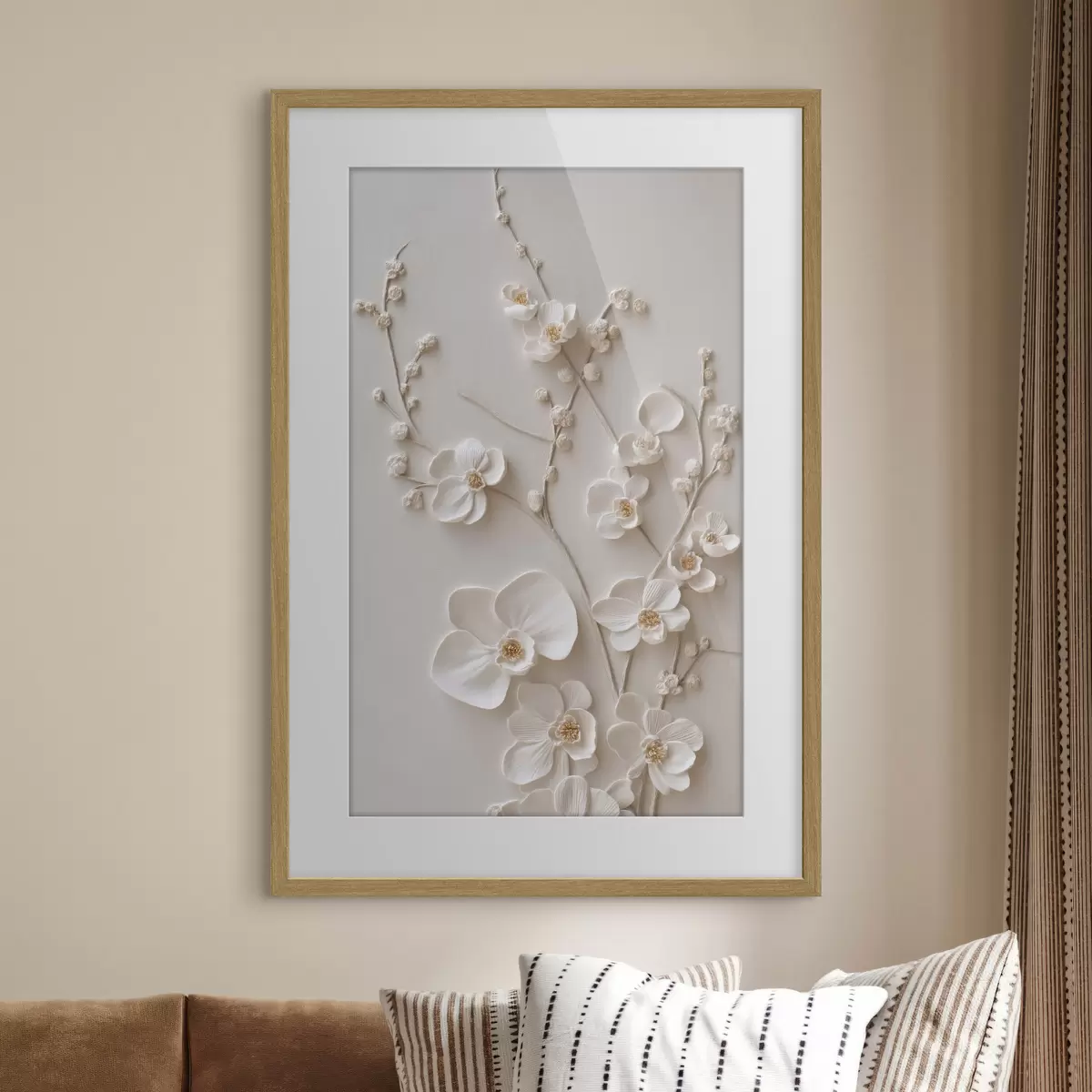 Poster Weelderige witte bloemen aan sierlijke takken f49957