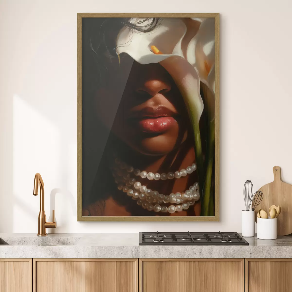 Poster Portret met witte bloemen en een parelketting f49978