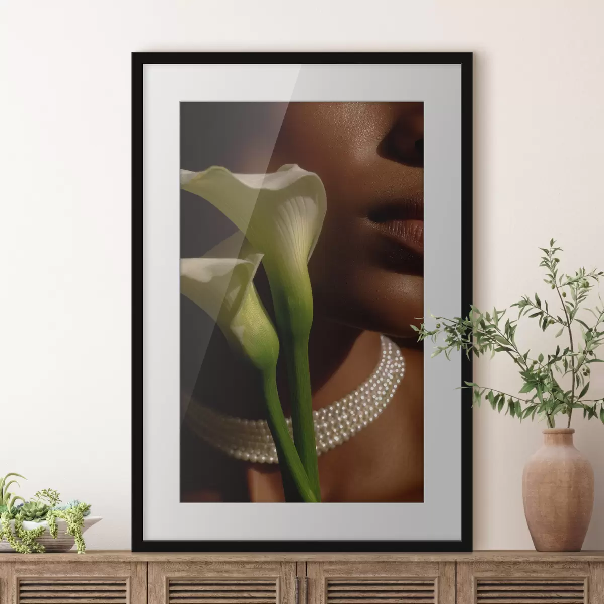 Poster Portret met witte bloemen in zacht licht f49980