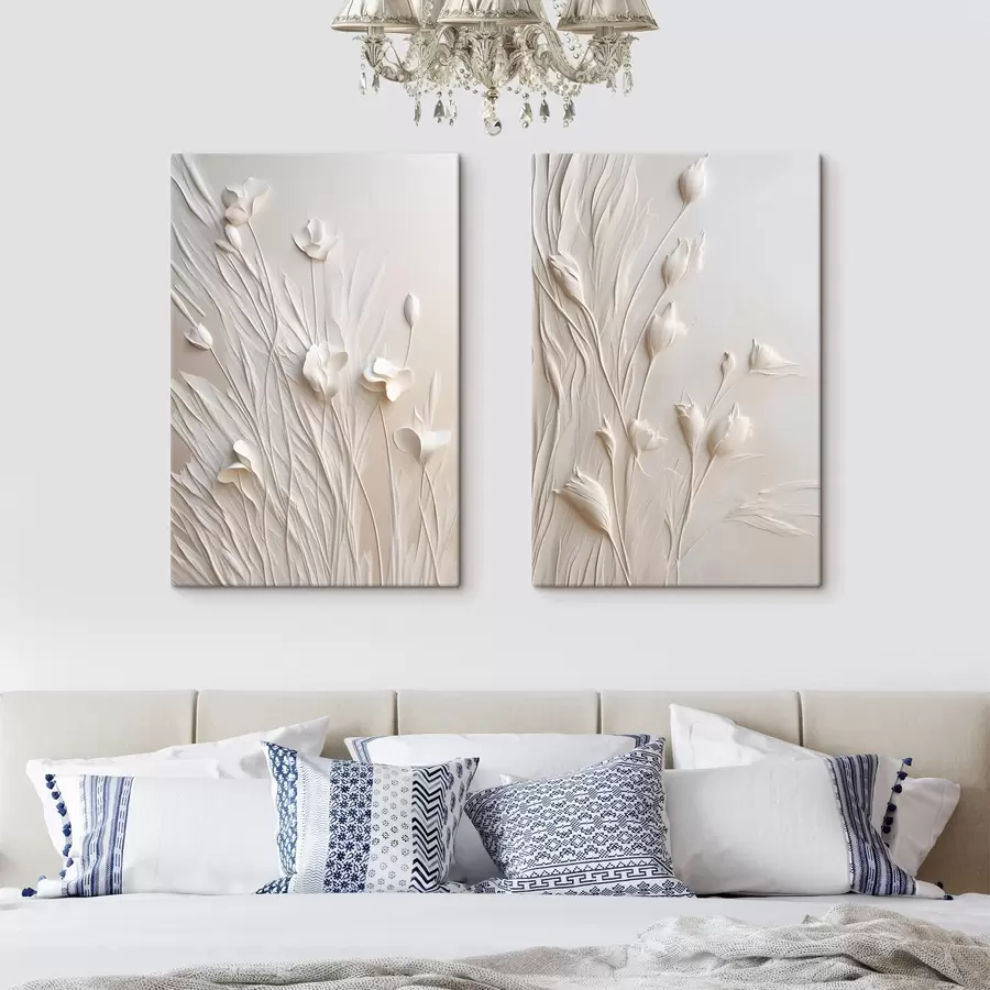  Schilderijen Witte bloemen en gras op een licht perzikkleurige achtergrond, minimalistische kunst m30846
