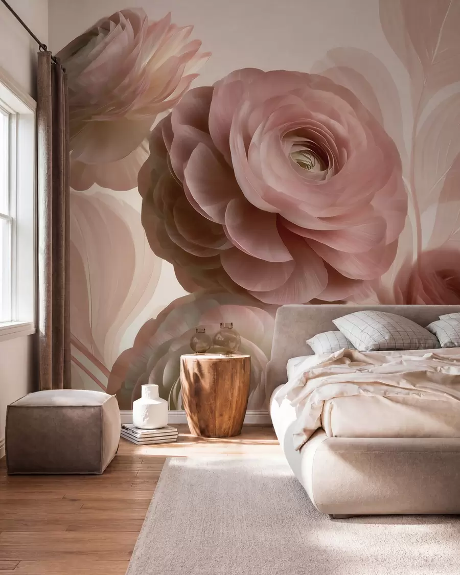 Fotobehang Volumineuze, poederroze ranonkelbloemen met doorschijnende bloemblaadjes in zachte roze en beige tinten w09998