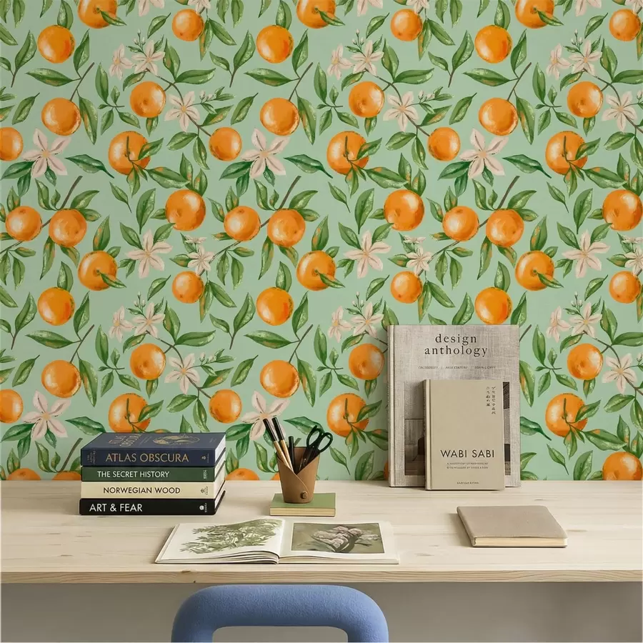 Fotobehang Sinaasappels, groene bladeren en witte bloemen op een mintkleurige achtergrond a01262