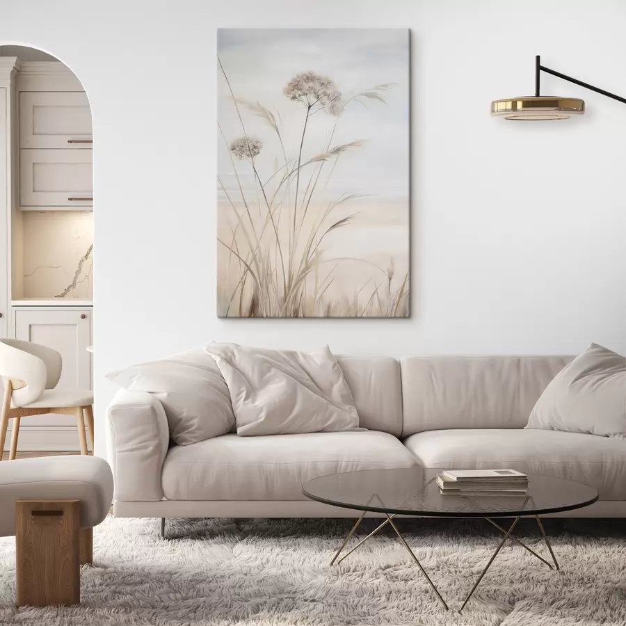  Schilderijen Hoog, droog gras en bloemen in ingetogen beige- en wittinten, met een zachte, wazige achtergrond s50973