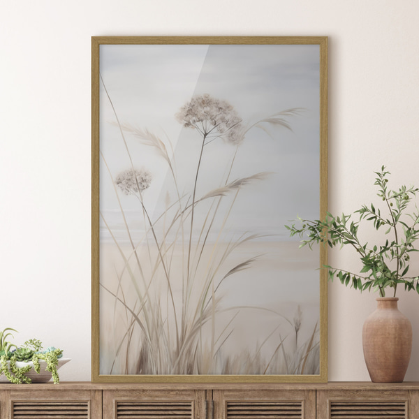 Poster Hoog, droog gras en bloemen in ingetogen beige- en wittinten, met een zachte, wazige achtergrond, Posters Natuur, f50973wo : Uwalls