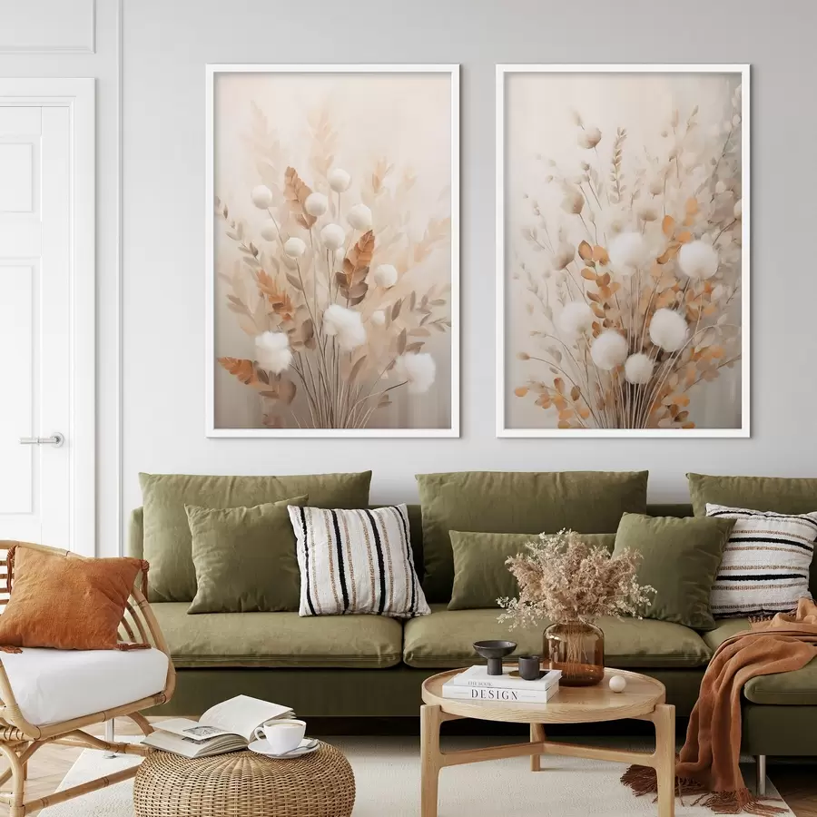 Fotobehang Een boeket van witte, pluizige bloemen en gedroogde oranje blaadjes in zachte, ingetogen kleuren d31042