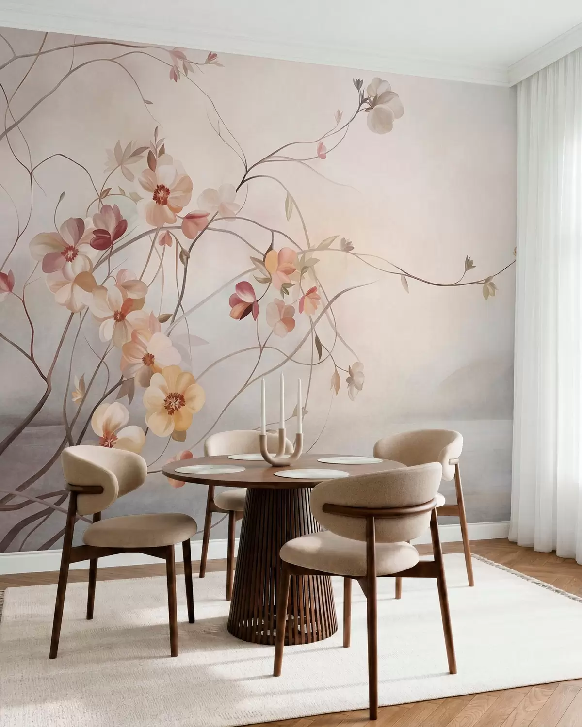 Fotobehang Kronkelende klimplanten met delicate perzikkleurige en crèmekleurige bloemen w10083