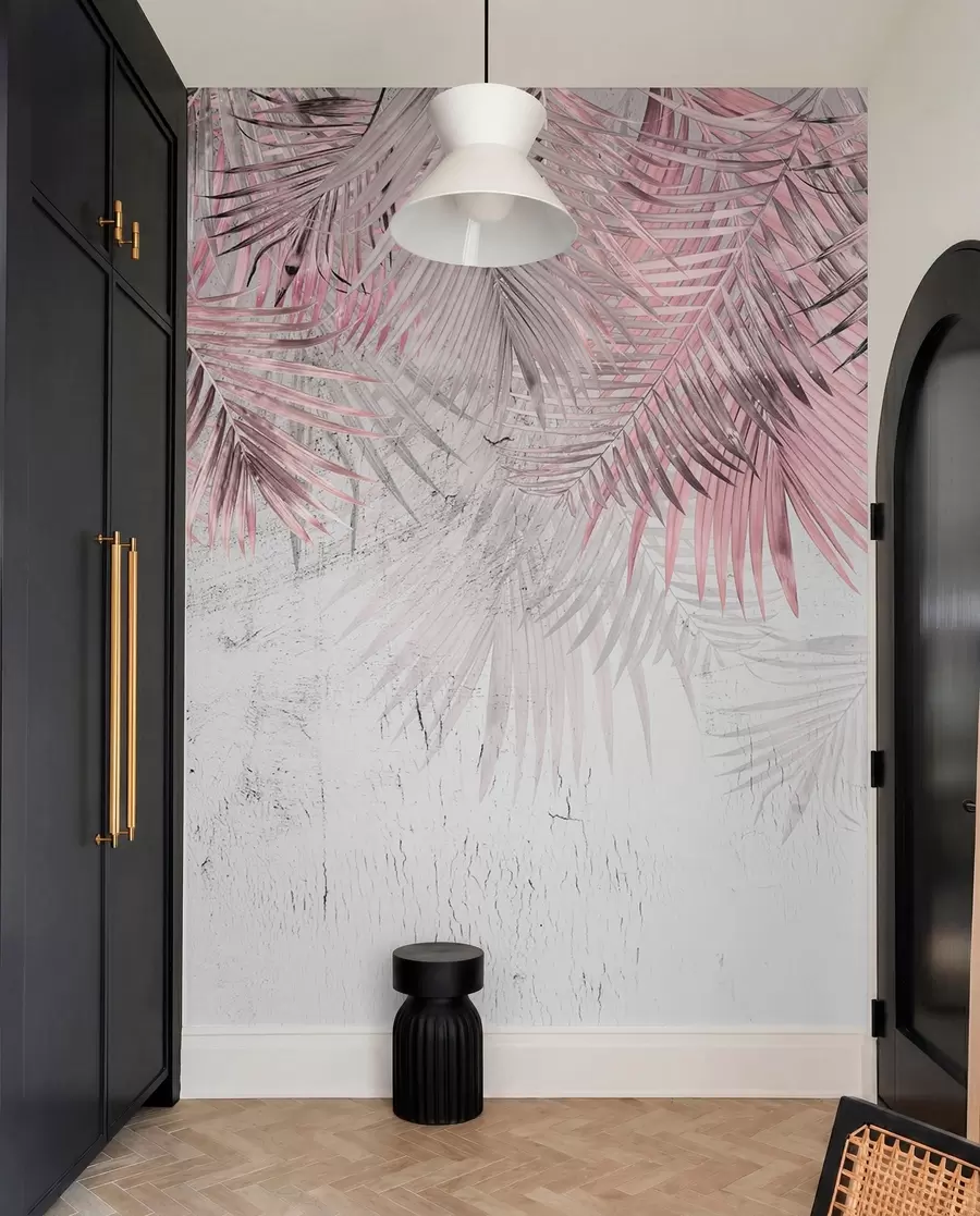Fotobehang Roze tropische bladeren in grungestijl u93843v2